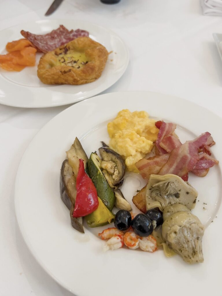 breakfast-buffet-at-andaz-london
